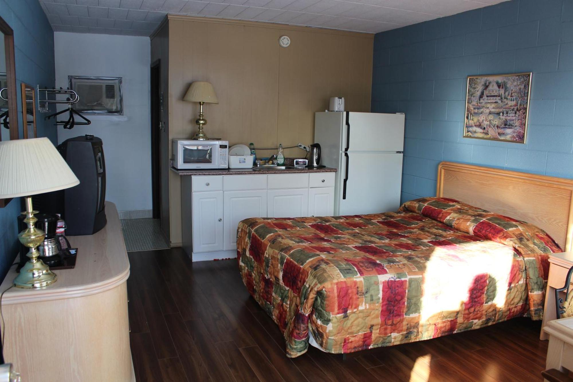 Ritz Motel *