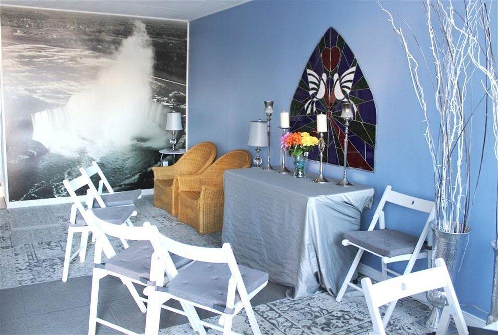 Ritz Motel *